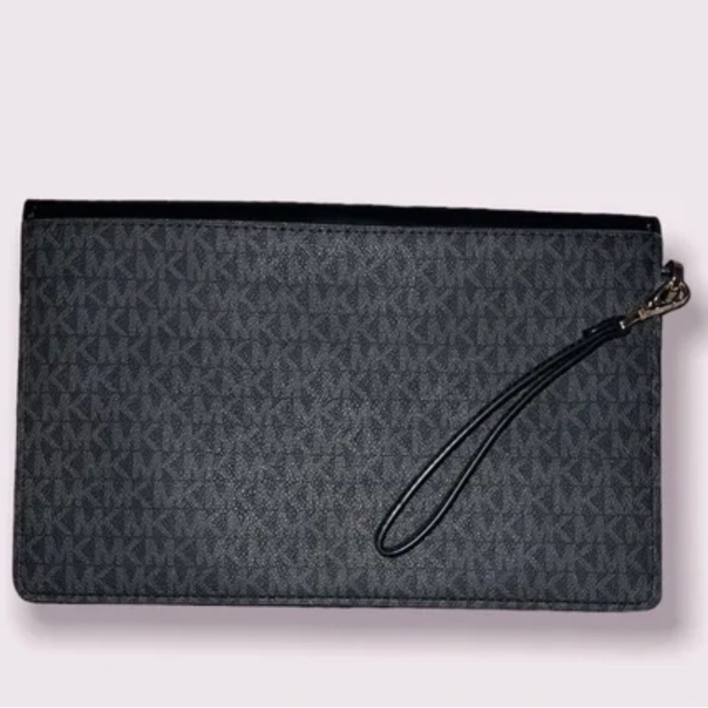 Brand new Michael Kors envelope clutch